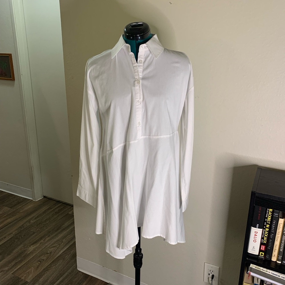 Cupio White long sleeve button up tunic
